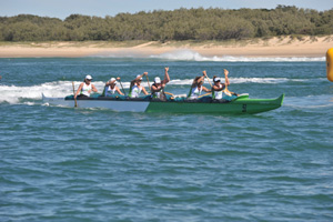 open women gold outrigger australia photo harvpix.com.jpg